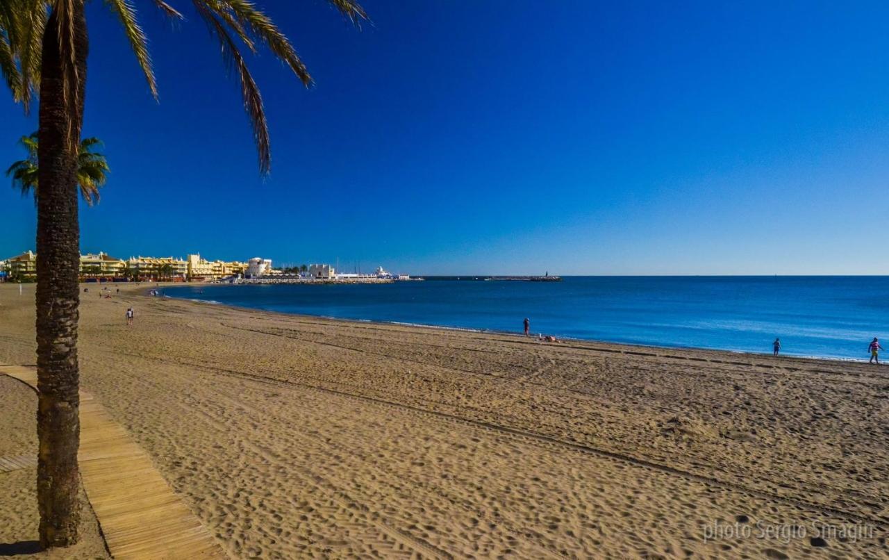 243 Aguila Apartamentos - Estudio Vista Al Mar - Piscina Y Playa Benalmádena Eksteriør billede